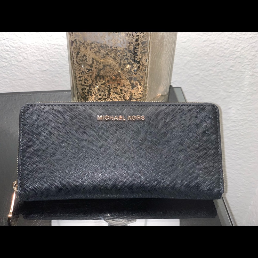 Michael Kors wallet